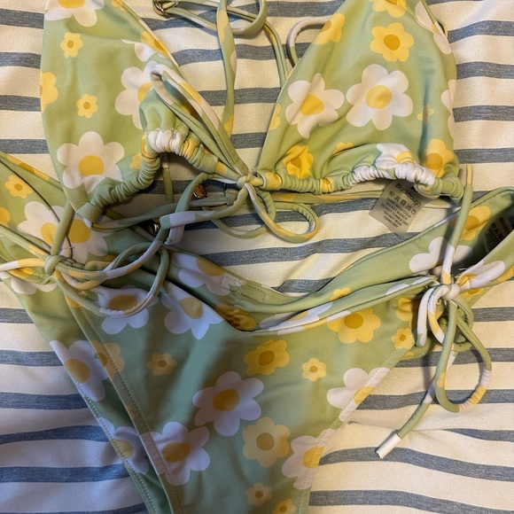 Blackbough bikini - Picture 3 of 6